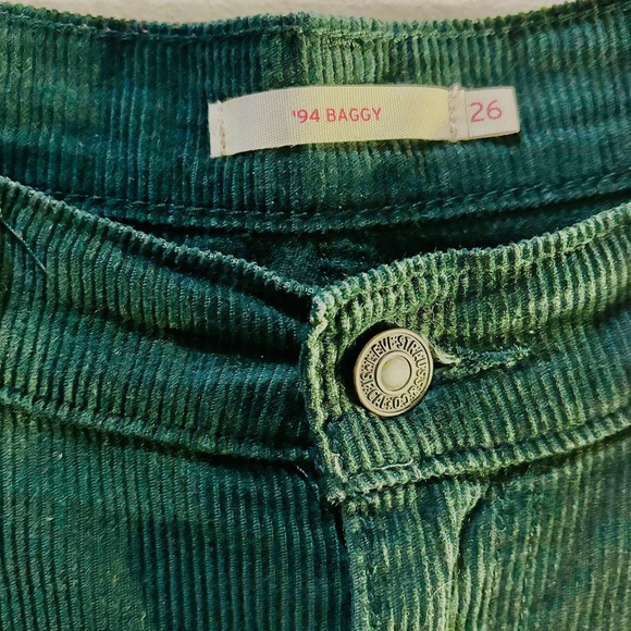 Levi’s ‘94 Baggy Corduroy Pants — Size 26 - Picture 4 of 9